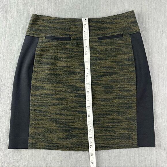 LOFT Black & Olive Green Curvy Tweed Mini Skirt Women’s Size 2 - Picture 4 of 9